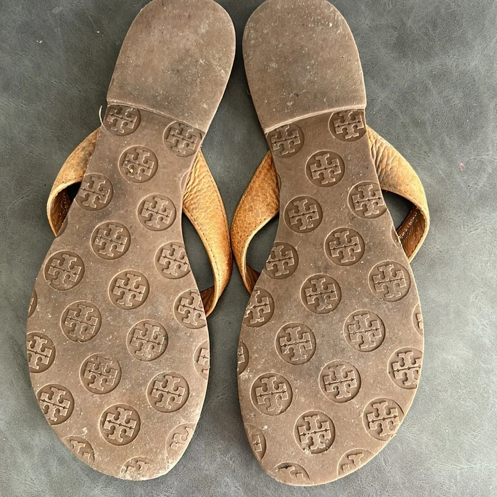 Tory Burch sandals - Picture 2 of 3